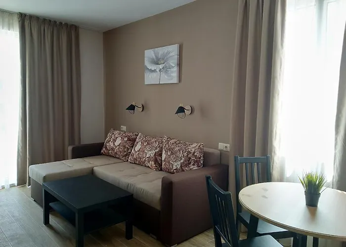 детелини Apartment *